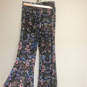 Wide leg pants/palazzo pant